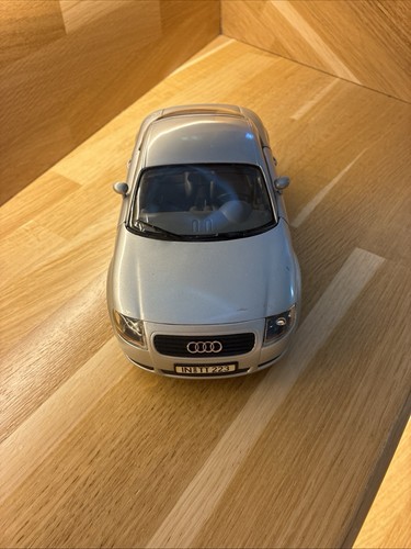 Audi revell 1998 made - a6,